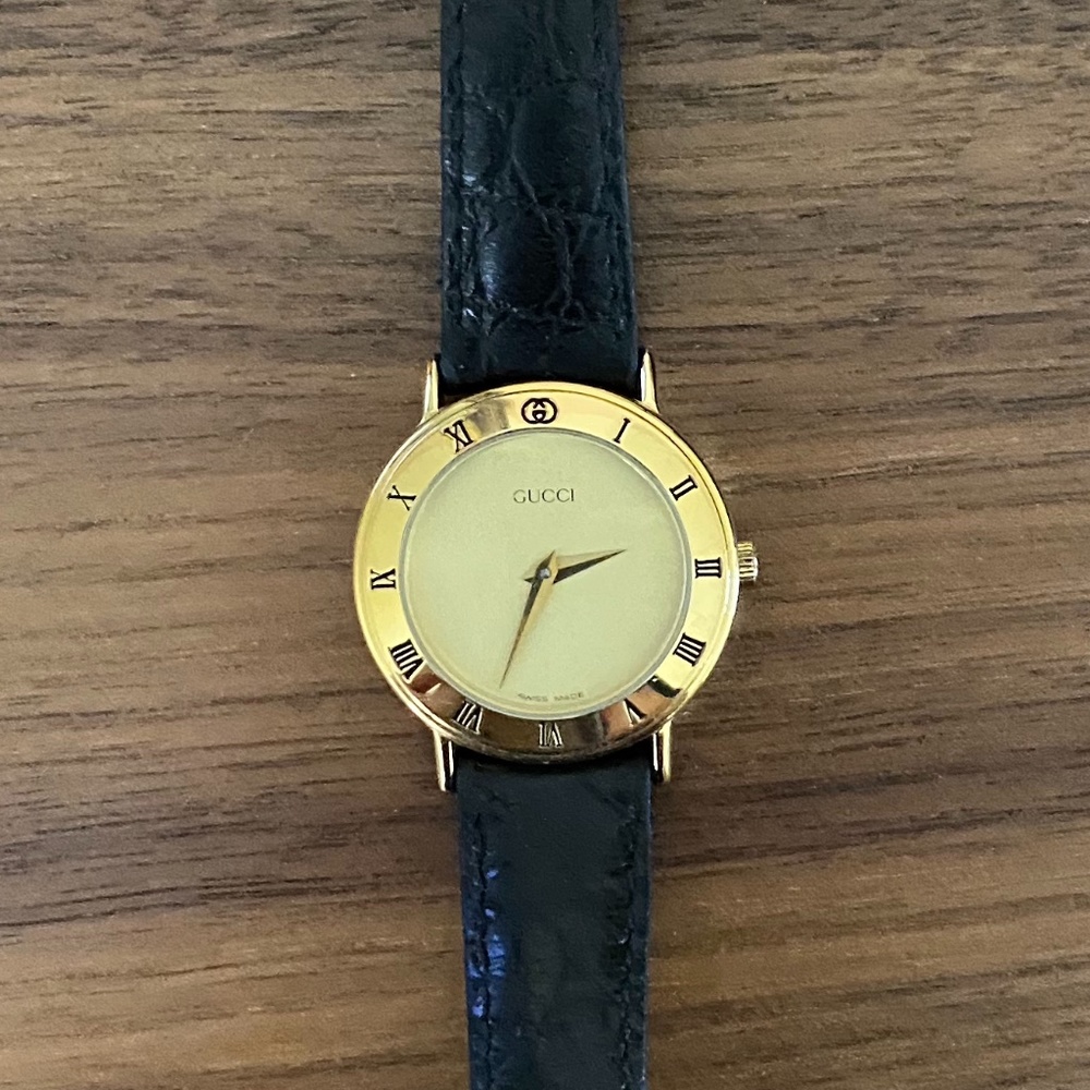 Ladies Gucci Watch Model 3000.2.L